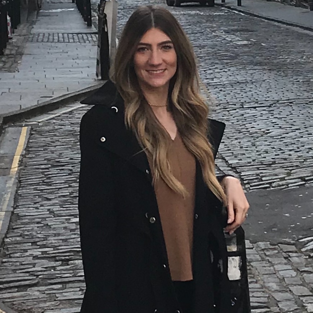 Meet your Posher, Zoe